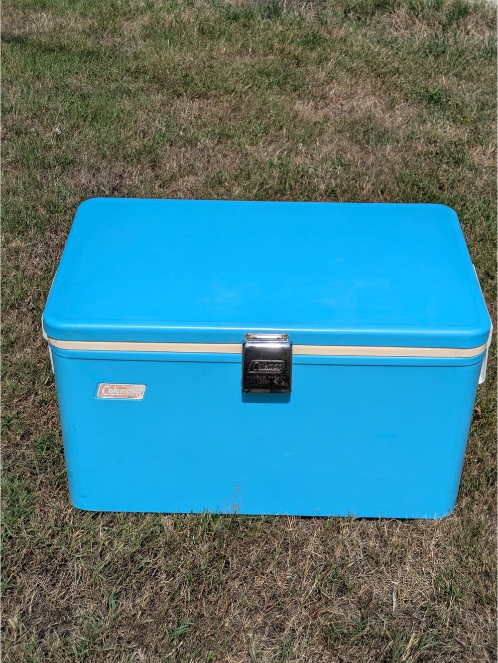 Vintage 1974 Coleman Cooler Blue & White  Steel-Belted Camping Ice Chest